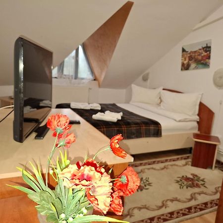 מלון יאשי Casa Boiereasca מראה חיצוני תמונה